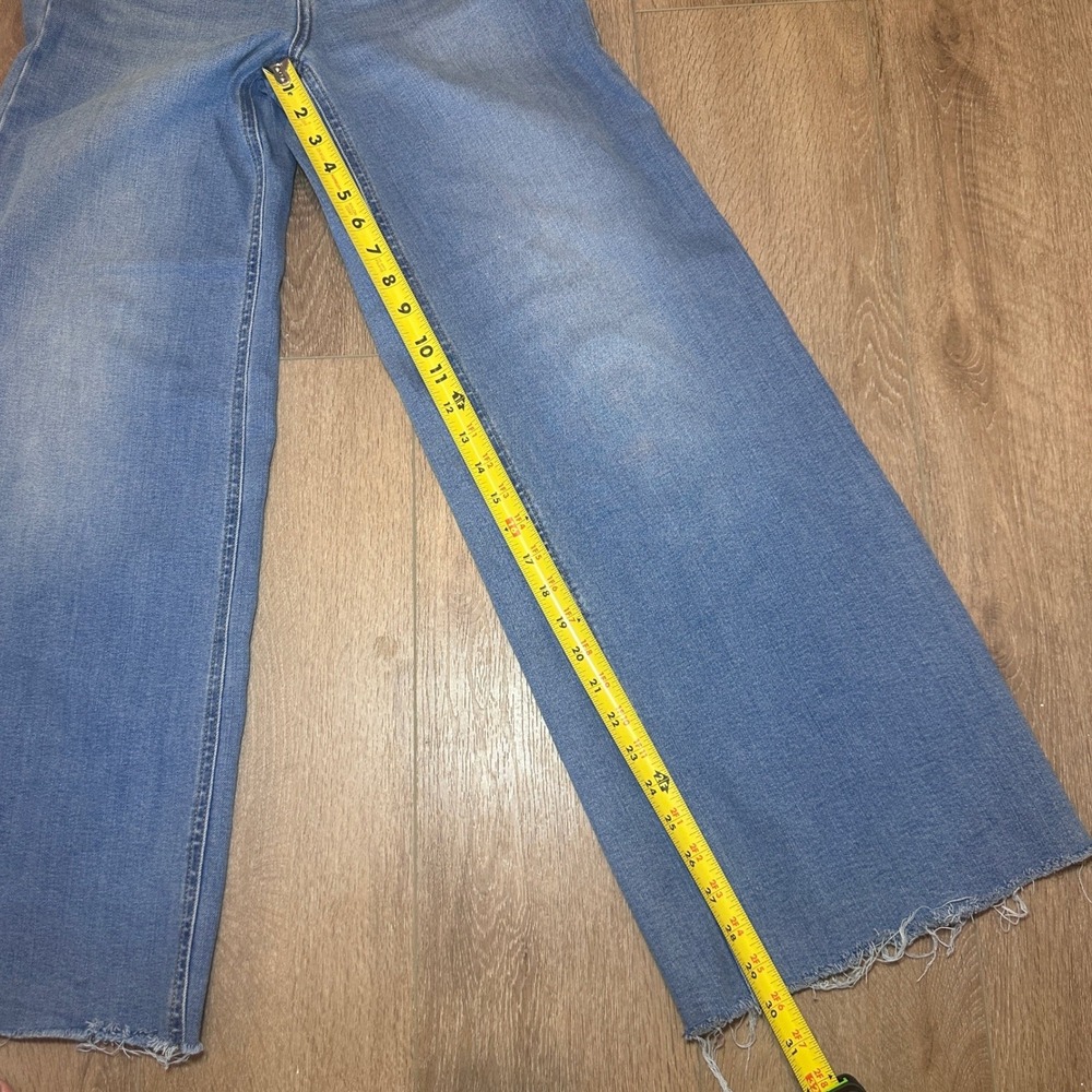 Universal Thread Jeans Womens High Rise Everyday Wide Leg Raw Hem Blue Denim 6R - Picture 10 of 11